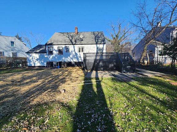 2nd image of 44 Hawthorne Dr