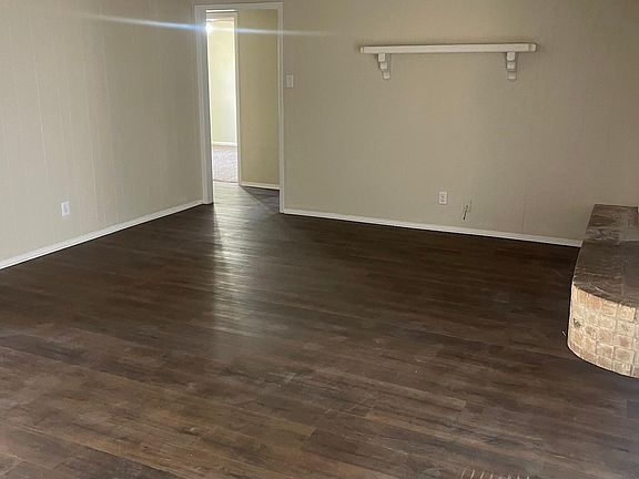 4th image of 227 Glenna Dr
