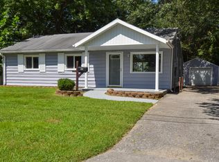 4901 Ventura Ln, Louisville, KY 40272