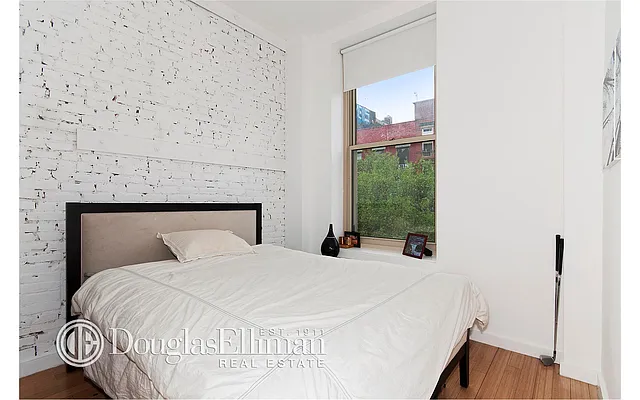 Rented by Douglas Elliman | media 35