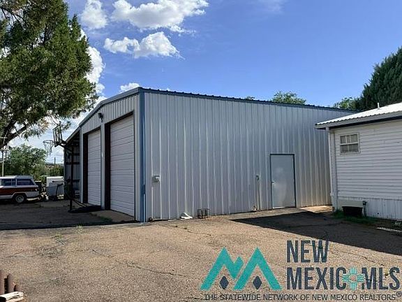 3rd image of 114 Pinon