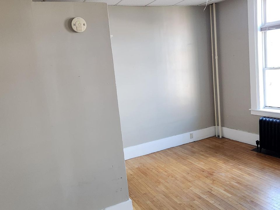 2nd image of 6 N Main St APT 1
