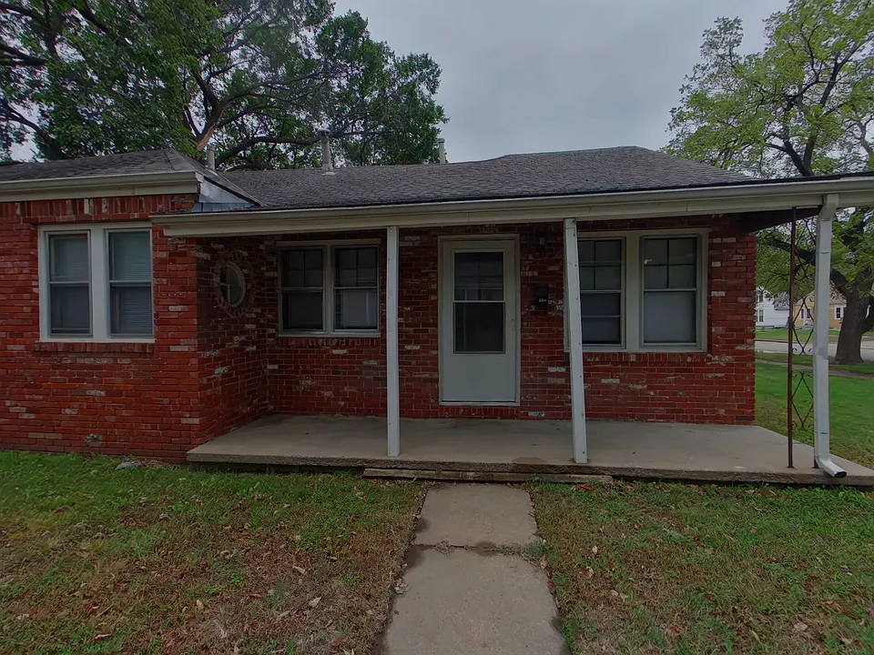 350 N Fern St