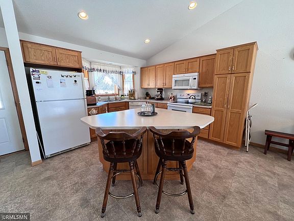 5th image of 2597 Little Telander Dr