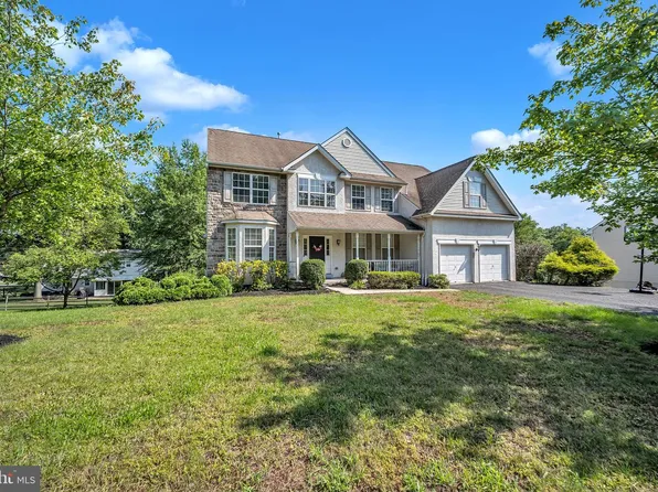 603 S 12th St, Sellersville, PA 18960