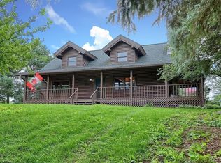 6390 Hayner Rd, Fowlerville, MI 48836