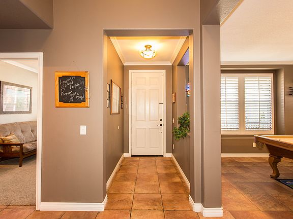 3rd image of 23581 Wickham Ln