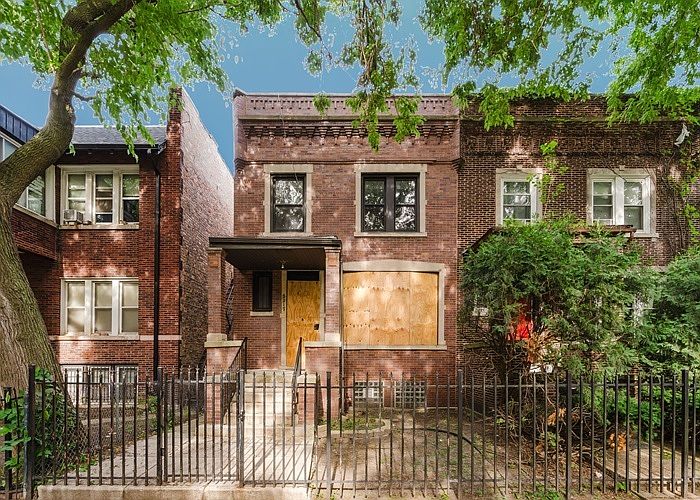 2nd image of 5217 S Ingleside Ave