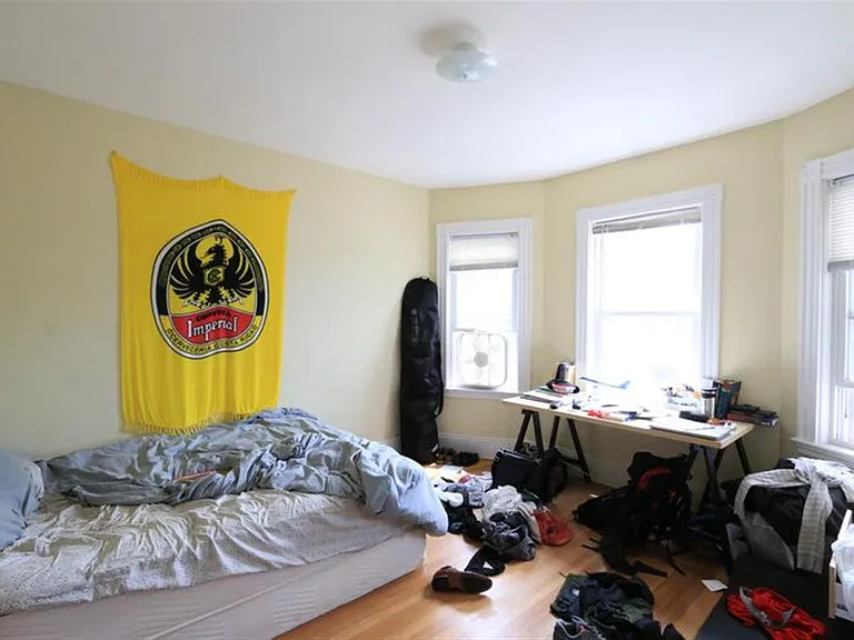 21 Park Ave #2R — Photo 9