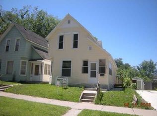 945 Prospect Ave NE, Grand Rapids, MI