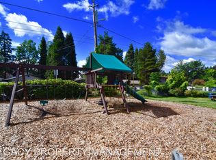 4811 SE Boardman Ave APT 3, Portland, OR 97267