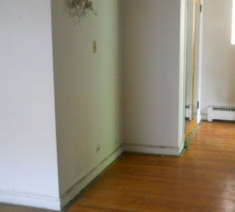 4th image of 10822 S King Dr