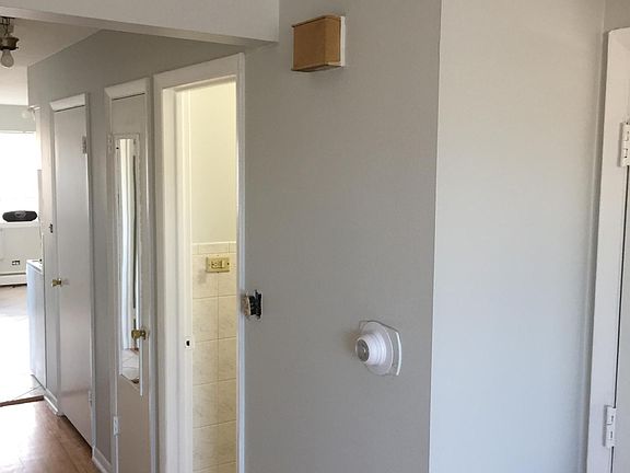 4th image of 10451 Ann Ct #Jv20tnt5b