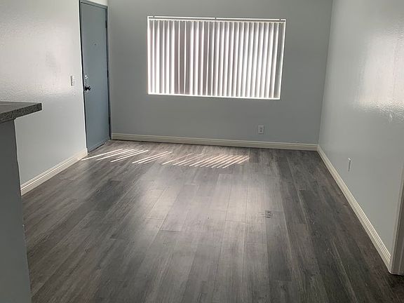 4th image of 1475 E Date St #121