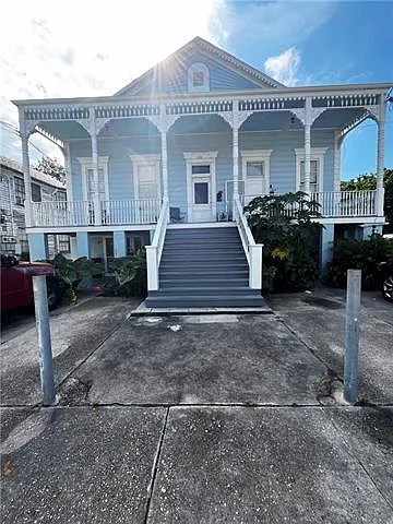 126 S Hennessey St — Photo 2