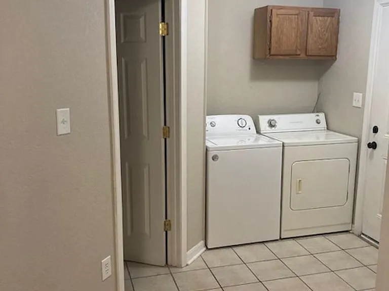 1496 Beach Blvd #B — Photo 12