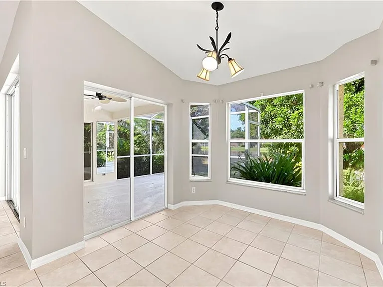 25925 Pebblecreek Dr — Photo 20