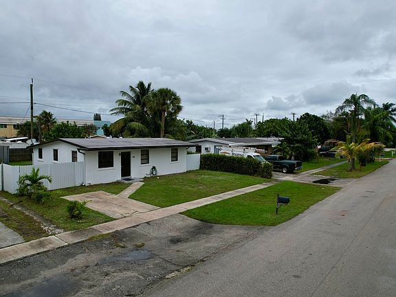 4th image of 176 Jamaica Drive