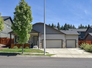 1043 S 54th St, Springfield, OR 97478