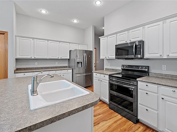 3rd image of 2025 Copper Wynd Ct