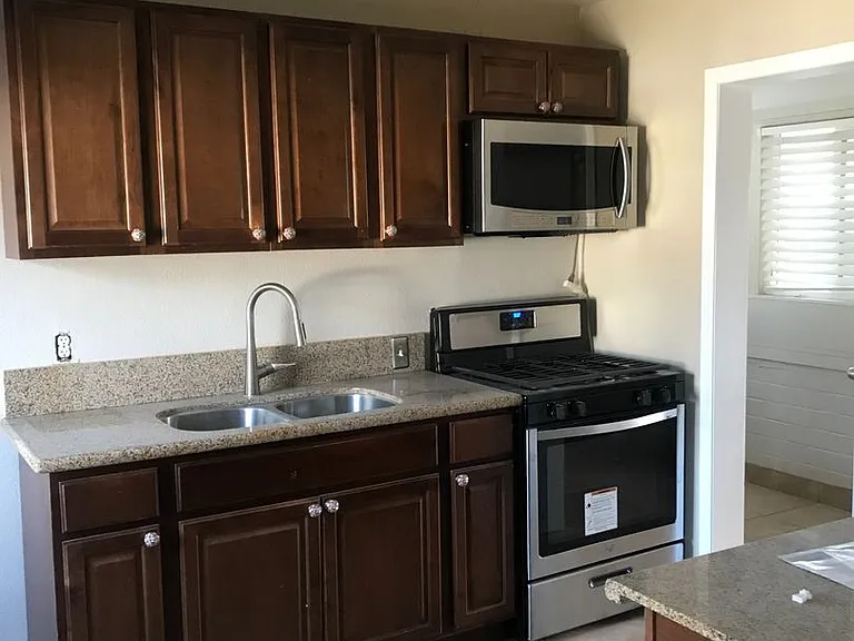 14993 Yucca Ave — Photo 27