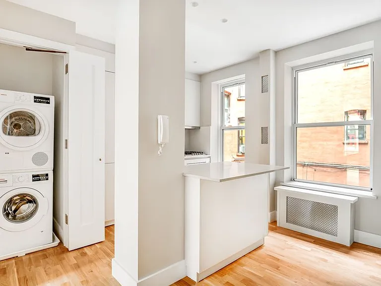 433 Dean St #2 — Photo 5