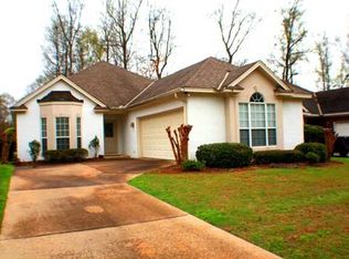 297 River Birch Cir, Wetumpka, AL 36093