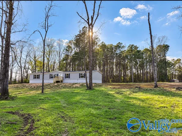 301 Farris Rd, Eldridge, AL 35554