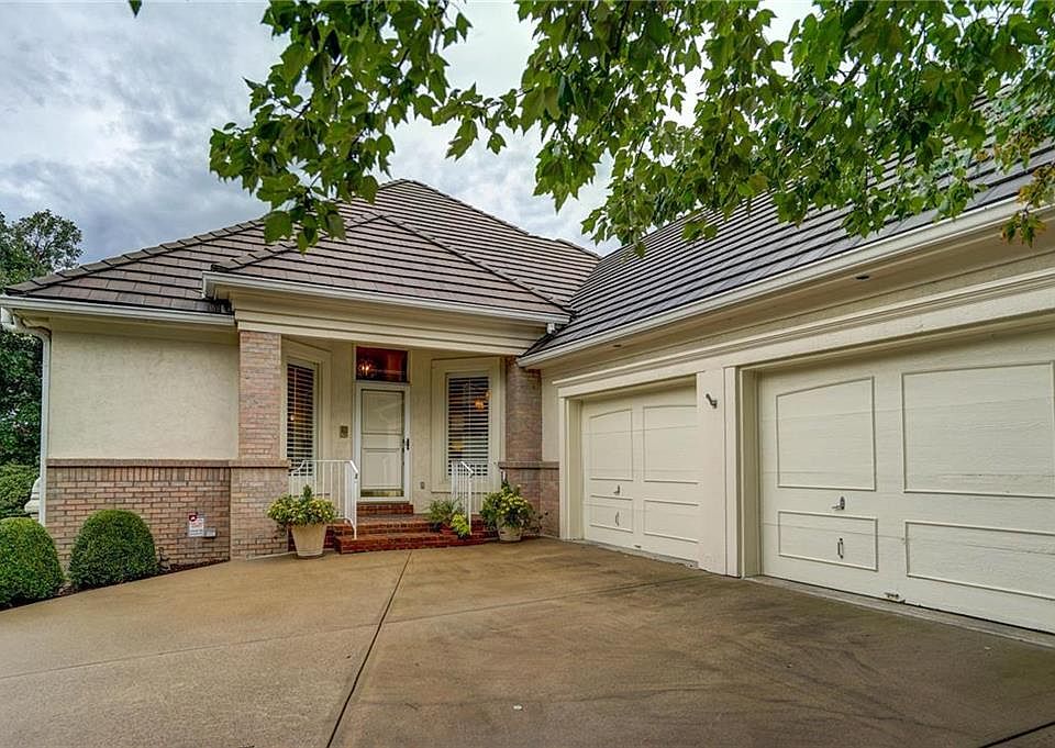 1st image of 4637 N Holly Ct