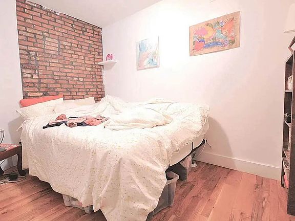 5th image of 132 New York Ave #1C