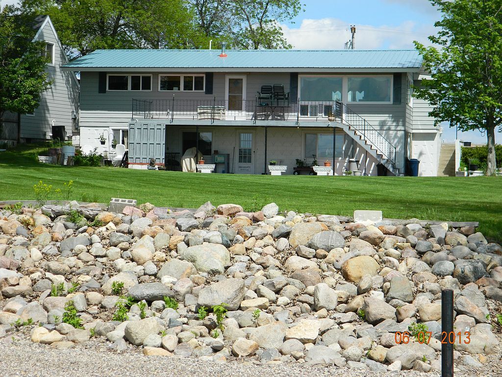 444 N Lake Dr - Property Image
