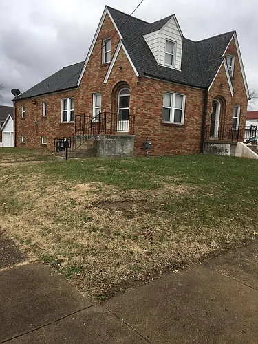 8649 Oxford Ln Photo 1