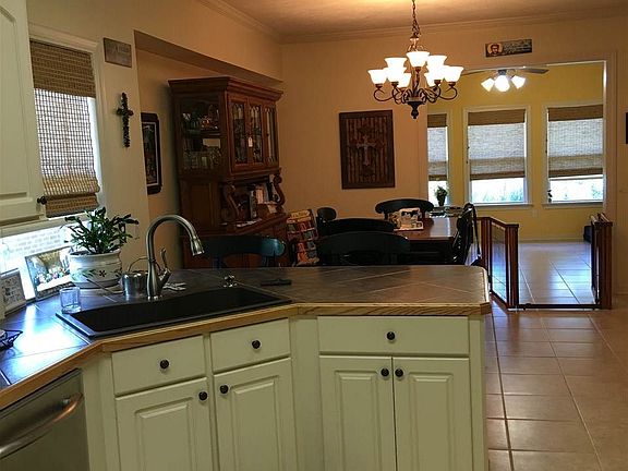 5th image of 112 Oakleigh Dr