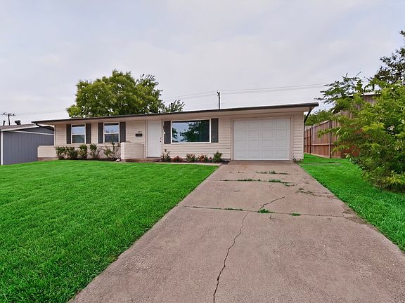 4th image of 1901 Burke Dr