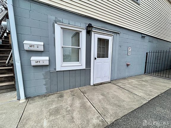 2nd image of 54 Loring Ave #1