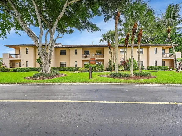 9270 Vista Del Lago Drive #27D, Boca Raton, FL 33428