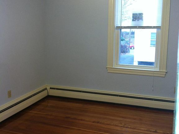 5th image of 177 Independence Ave #B