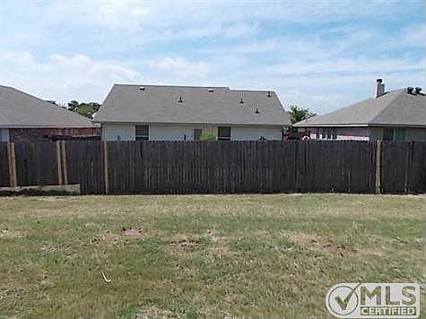 4th image of 2037 Hollow Creek Dr