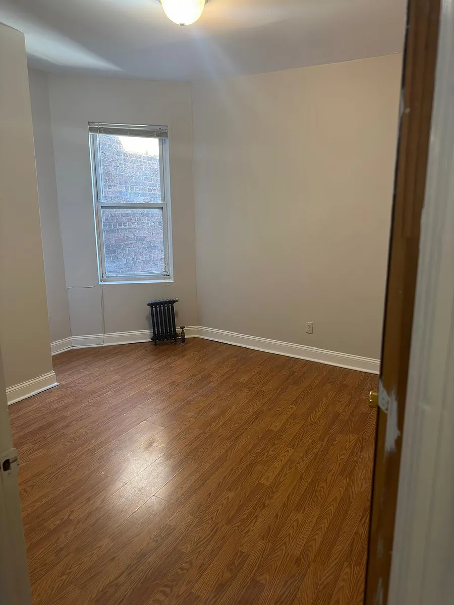 Building Photo - 5304 Palisade Ave #505B