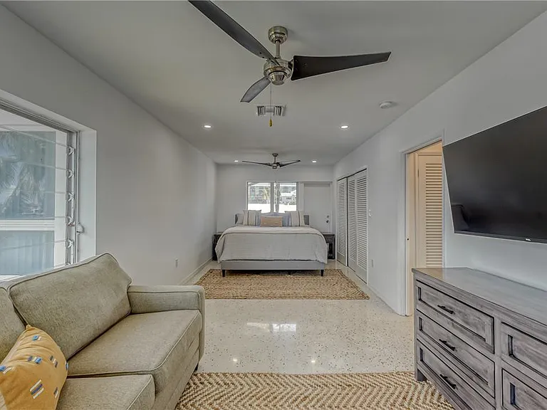 2717 Yacht Club Blvd #6E — Photo 24