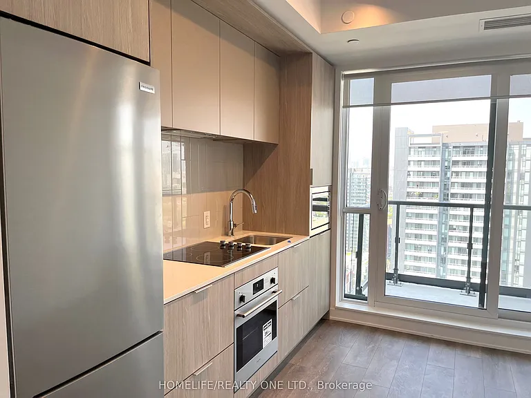 130 River St #2706 — Photo 4