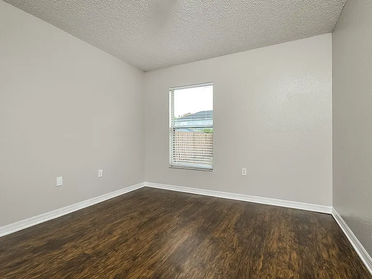 6025 Live Oak Dr — Photo 14
