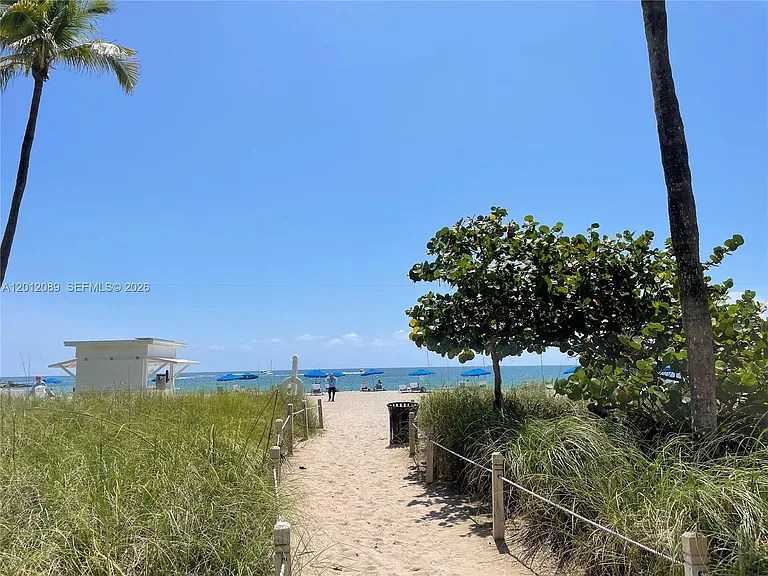 10275 Collins Ave #602 — Photo 15