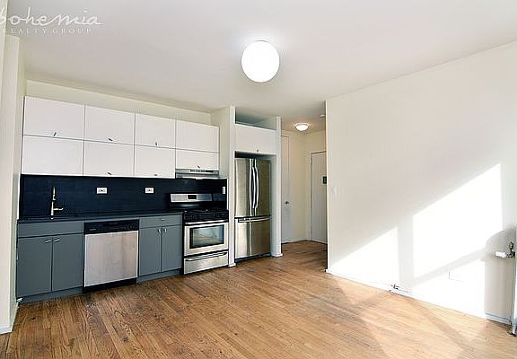 3rd image of 500 W 140th St #6EE