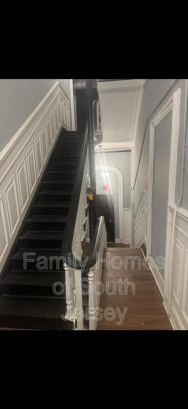 1432 N Broad St — Photo 2