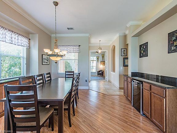 4th image of 3915 Jasmine Lake Cir