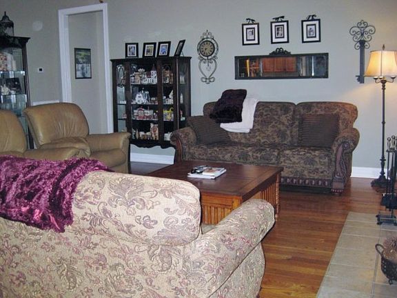 5th image of 7357 Majestic Hill Dr