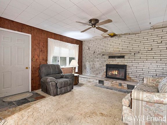 3rd image of 4591 Van Buren St