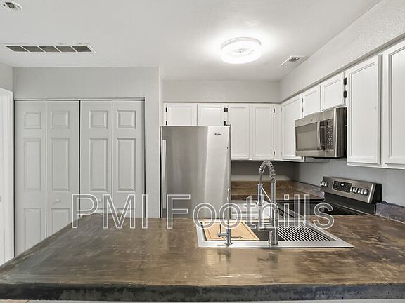 4th image of 832 S Vance St APT F