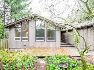 9895 SW Morrison St, Portland, OR 97225